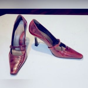 Gianni Bini Red Heels